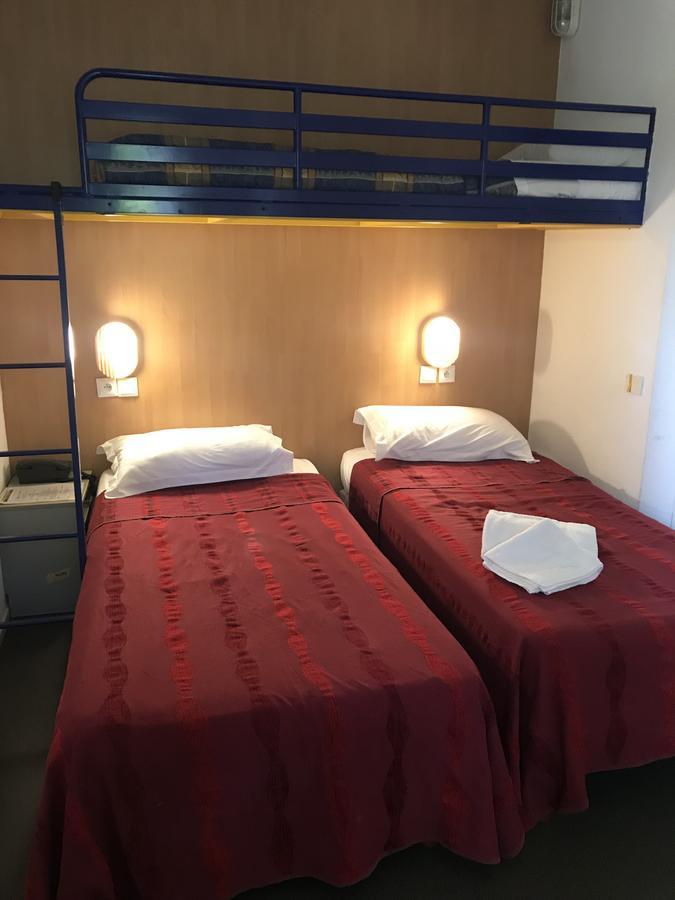 Hotel Noctuel Blois Sud Saint-Gervais-la-Forêt Esterno foto